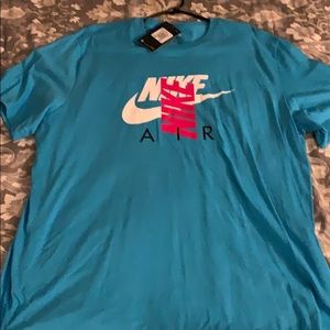 Nike T-shirt